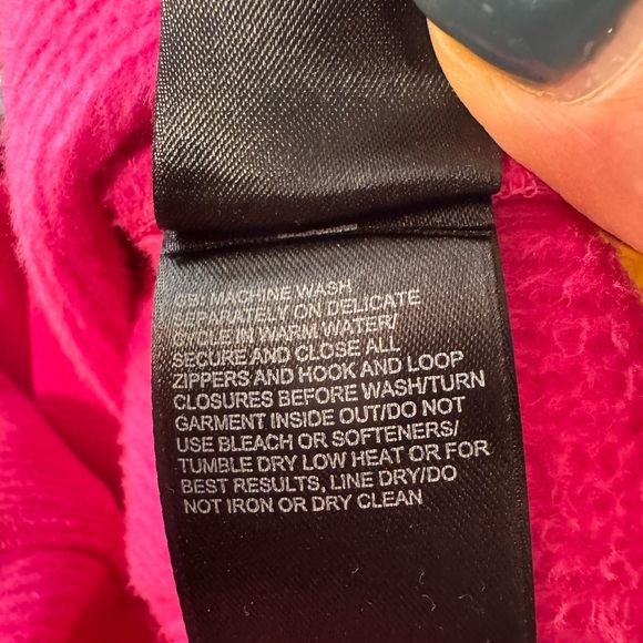 The North Face Women's Pink & Purple Shellrock Jacket - Picture 6 of 12